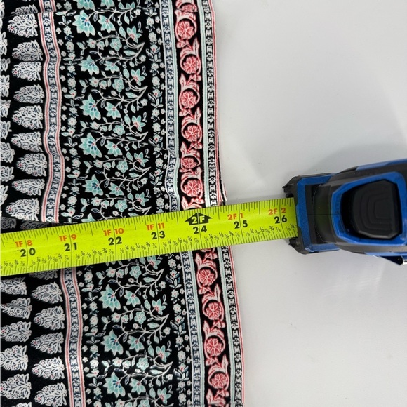 J Jill Wearever Collection Black Floral Paisley Tank Top - Picture 8 of 11